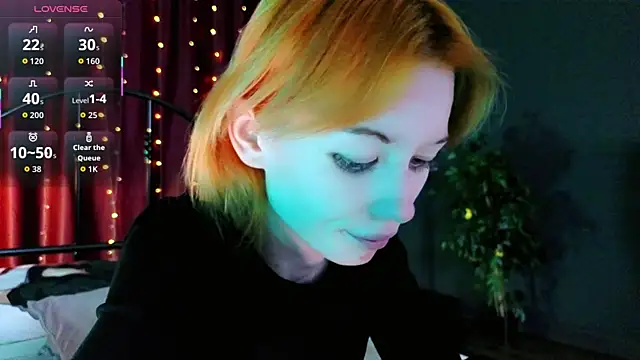 Snapshot of Kiara_Dream chatting on 07/08/26, 11:42 Kiara Dream online show from 07/08/26, 11:42