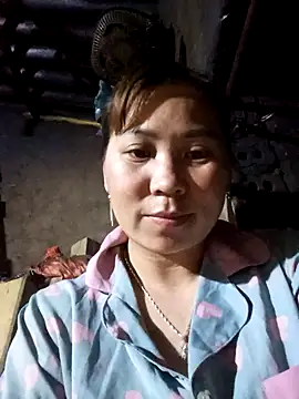 Snapshot of Mpchaola chatting on 04/21/26, 11:07 Mpchaola online show from 04/21/26, 11:07
