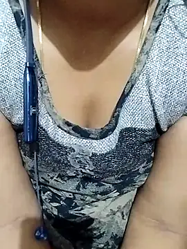 Varsha21 online show from 10/29/25, 12:07