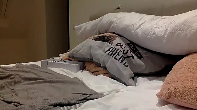 Roccowantsfun online show from 12/17/25, 07:36