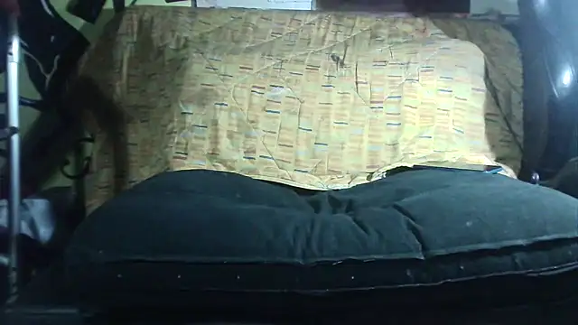 Snapshot of lovehairymature90 chatting on 02/11/26, 10:48 lovehairymature90 online show from 02/11/26, 10:48