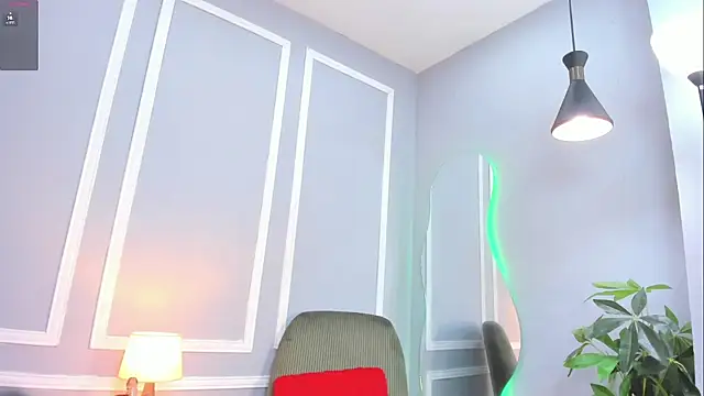 Snapshot of emma__rose1 chatting on 02/11/26, 07:08 emma rose1 online show from 02/11/26, 07:08