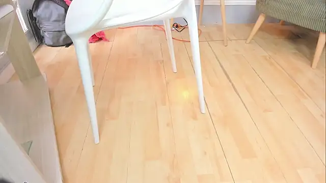 Snapshot of emma__rose1 chatting on 02/13/26, 06:59 emma rose1 online show from 02/13/26, 06:59