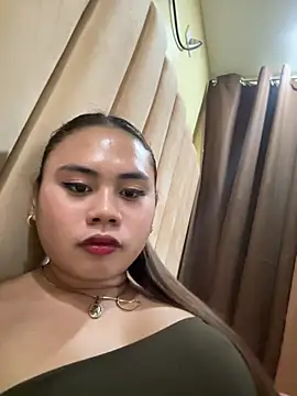 Annafoxy2xx online show from 07/27/26, 03:30