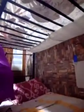 SexyHottMom online show from 11/19/25, 04:29