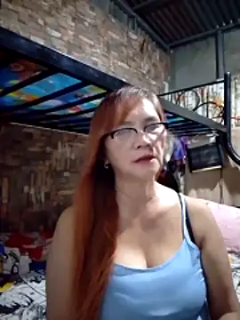 SexyHottMom online show from 04/25/26, 01:36