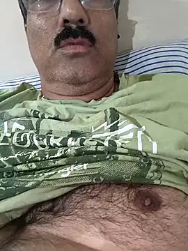 Snapshot of moonflower25 chatting on 10/30/25, 10:54 moonflower25 online show from 10/30/25, 10:54