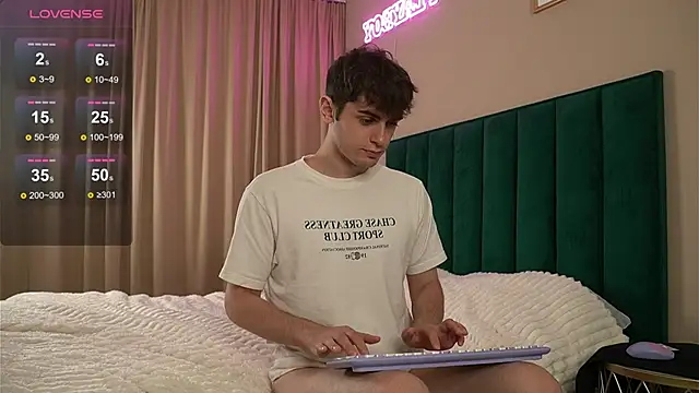 fordenisk online show from 09/19/25, 01:34