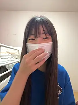 Snapshot of aonyan_7 chatting on 09/12/25, 02:44 aonyan 7 online show from 09/12/25, 02:44