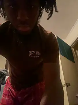 Snapshot of ThickDic28 chatting on 09/09/25, 01:16 ThickDic28 online show from 09/09/25, 01:16