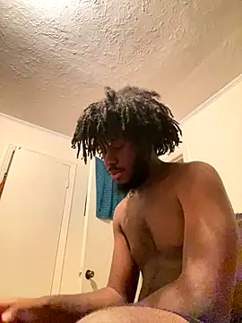 Snapshot of ThickDic28 chatting on 09/19/25, 03:30 ThickDic28 online show from 09/19/25, 03:30