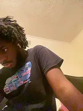 Snapshot of ThickDic28 chatting on 10/01/25, 05:24 ThickDic28 online show from 10/01/25, 05:24