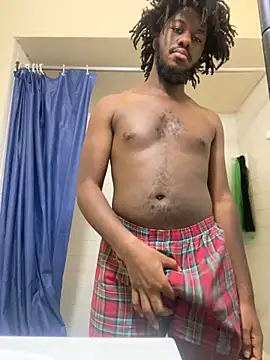 Snapshot of ThickDic28 chatting on 10/01/25, 11:33 ThickDic28 online show from 10/01/25, 11:33