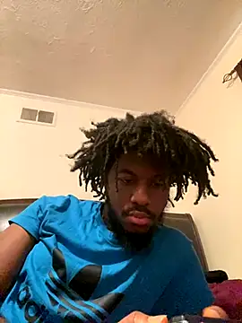 Snapshot of ThickDic28 chatting on 10/04/25, 07:23 ThickDic28 online show from 10/04/25, 07:23