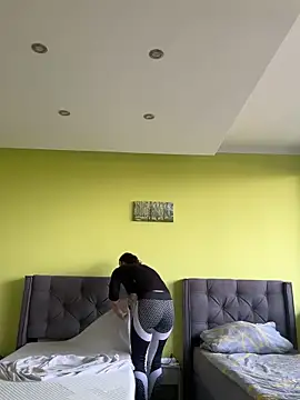 Snapshot of Emilia_Mausi chatting on 09/20/25, 06:36 Emilia Mausi online show from 09/20/25, 06:36