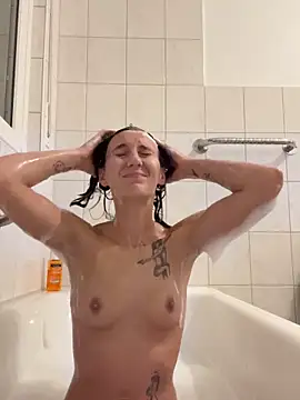 Snapshot of Emilia_Mausi chatting on 09/22/25, 06:21 Emilia Mausi online show from 09/22/25, 06:21