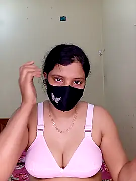 Rose-luckey online show from 12/20/25, 03:57