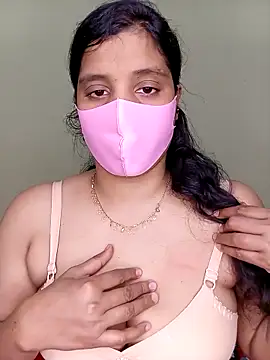 Rose-luckey online show from 03/11/26, 06:25