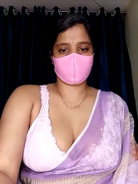 Rose-luckey online show from 04/01/26, 01:01