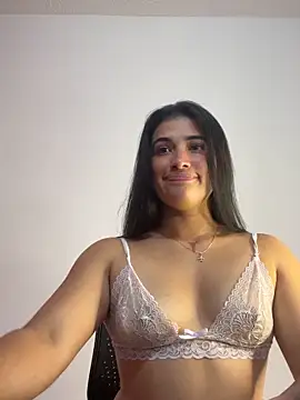 alice shyness online show from 11/18/25, 03:56