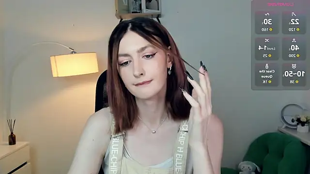 EasterBlink online show from 11/14/25, 12:26