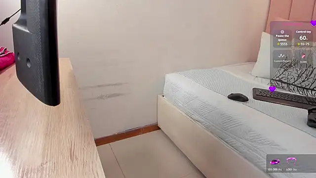 Snapshot of vanesa_reel chatting on 11/28/25, 04:53 vanesa reel online show from 11/28/25, 04:53