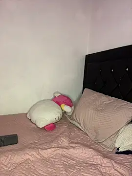 Sofia Fiori online show from 11/16/25, 04:07