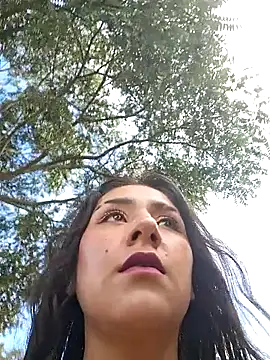 Snapshot of CAROLINE__07 chatting on 09/12/25, 01:00 CAROLINE 07 online show from 09/12/25, 01:00