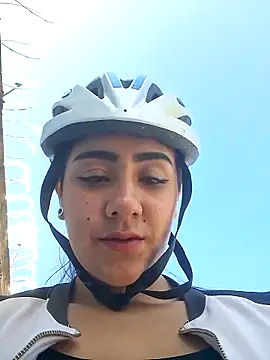 CAROLINE  07 online show from 04/04/26, 01:52