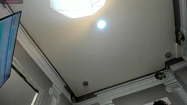 naughty milf4u  online show from 10/29/25, 12:24