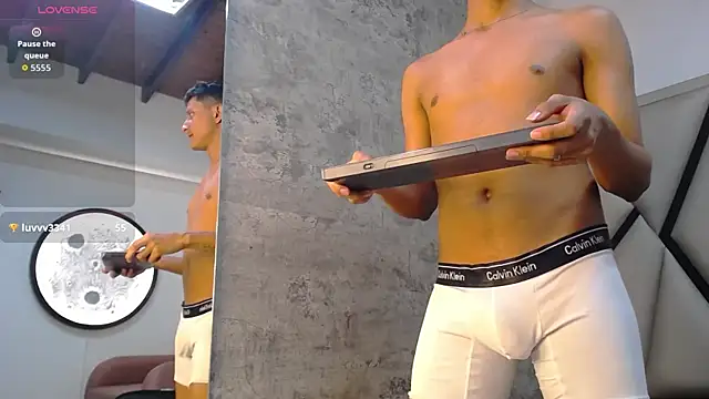  Leohot  online show from 11/14/25, 03:33