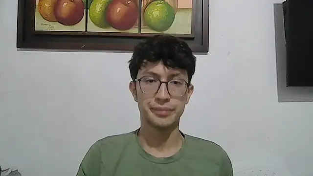 Snapshot of Kevintdx chatting on 11/28/25, 02:03 Kevintdx online show from 11/28/25, 02:03