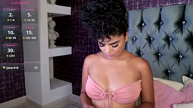 Carly Monroe  online show from 09/09/25, 10:20