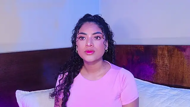 Carly Monroe  online show from 10/26/25, 02:01