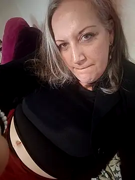 Feelineducentre online show from 02/06/26, 05:16