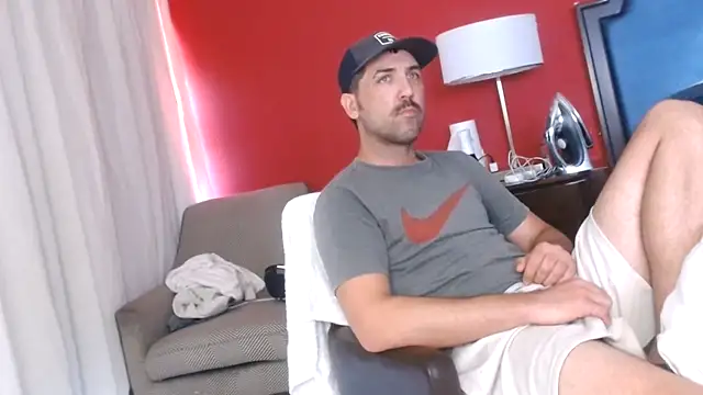 Snapshot of TypicalDepot5 chatting on 09/11/25, 04:29 TypicalDepot5 online show from 09/11/25, 04:29