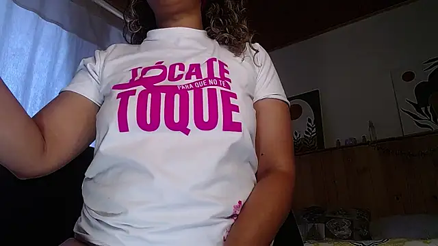 IVONNE COLLINS33 online show from 01/17/26, 10:35