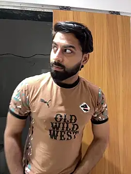 hottestboy03 online show from 02/03/26, 07:46