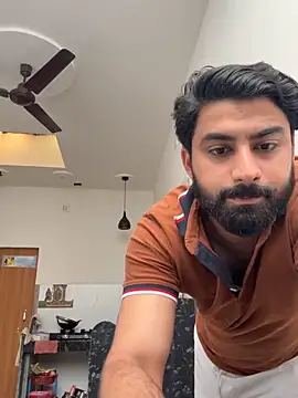 hottestboy03 online show from 03/13/26, 09:49