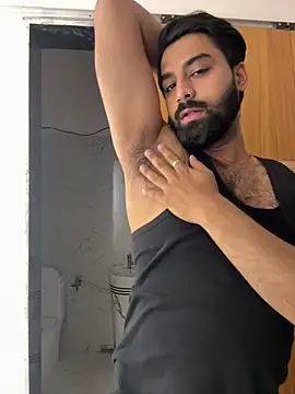 hottestboy03 online show from 04/07/26, 08:20