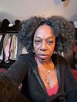 Snapshot of Kennady_Buxum_Goddess chatting on 10/24/25, 06:26 Kennady Buxum Goddess online show from 10/24/25, 06:26