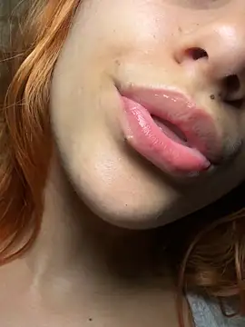 saray marquez online show from 11/15/25, 06:22