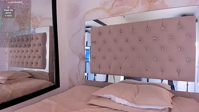 Luna Tylor online show from 03/07/26, 03:58