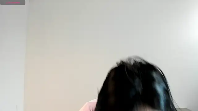 Snapshot of scarlett_bluntt chatting on 08/04/26, 01:14 scarlett bluntt online show from 08/04/26, 01:14