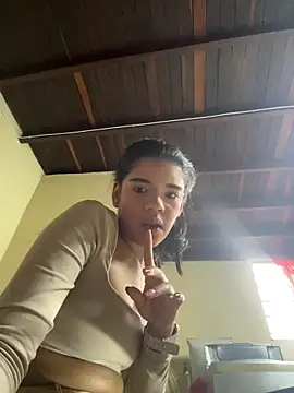 Miagomezx online show from 12/15/25, 10:14