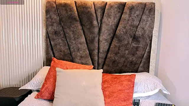 Miagomezx online show from 02/25/26, 09:02