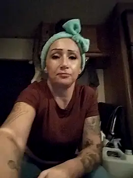 Snapshot of Dirtywhitebitch5150 chatting on 11/04/25, 07:07 Dirtywhitebitch5150 online show from 11/04/25, 07:07