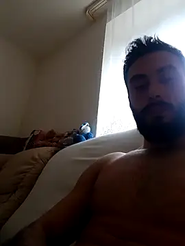 Snapshot of DamianDam chatting on 12/20/25, 08:43 DamianDam online show from 12/20/25, 08:43