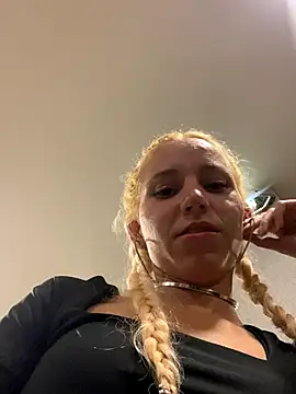 Bruna551 online show from 10/18/25, 02:58