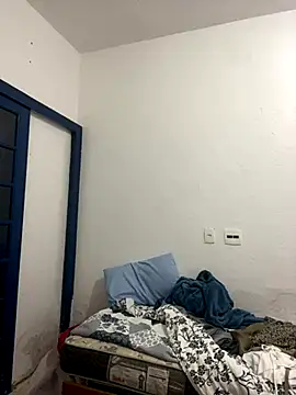 Bruna551 online show from 12/17/25, 04:02